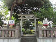 新宿白幡神社鳥居