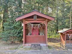 岩富熊野神社境内社三峯神社