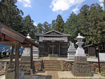 三鴨神社社殿