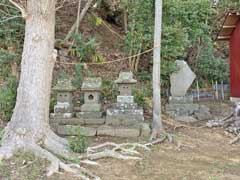 広川八幡神社境内石祠