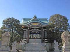 川端諏訪神社拝殿