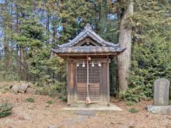 熊井毛呂神社境内社諏訪八幡神社