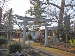 岸町熊野神社鳥居