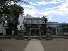 六塚稲荷神社社殿