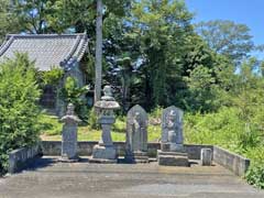 表熊野神社境内庚申塔石仏群