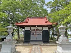 上広島稲荷神社社殿
