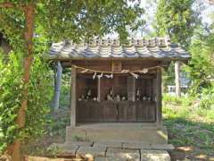 境内社三神社