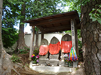 民間信仰石塔