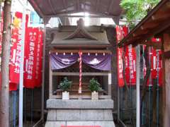 西町太郎稲荷神社拝殿