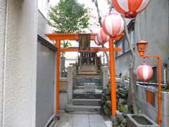 桜稲荷神社社殿