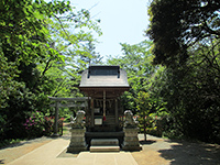 平山季重神社社殿